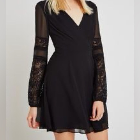 BCBGeneration Flirty Lace & Chiffon Mini Dress, Size 6 - Picture 9 of 9